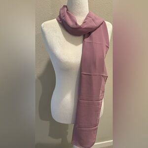 Elegant scarf